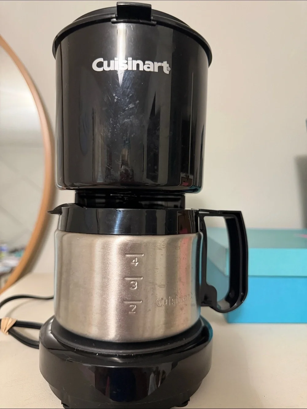 Cuisinart Black & Stainless Steel Single-Serve Coffee Maker. 5 cup